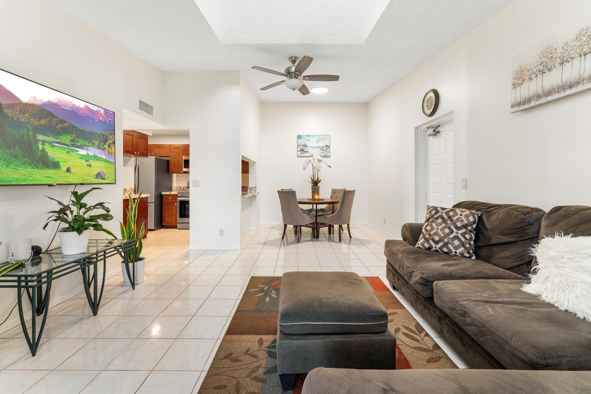 PALM CLUB VILLAGE II CONDO - Residential