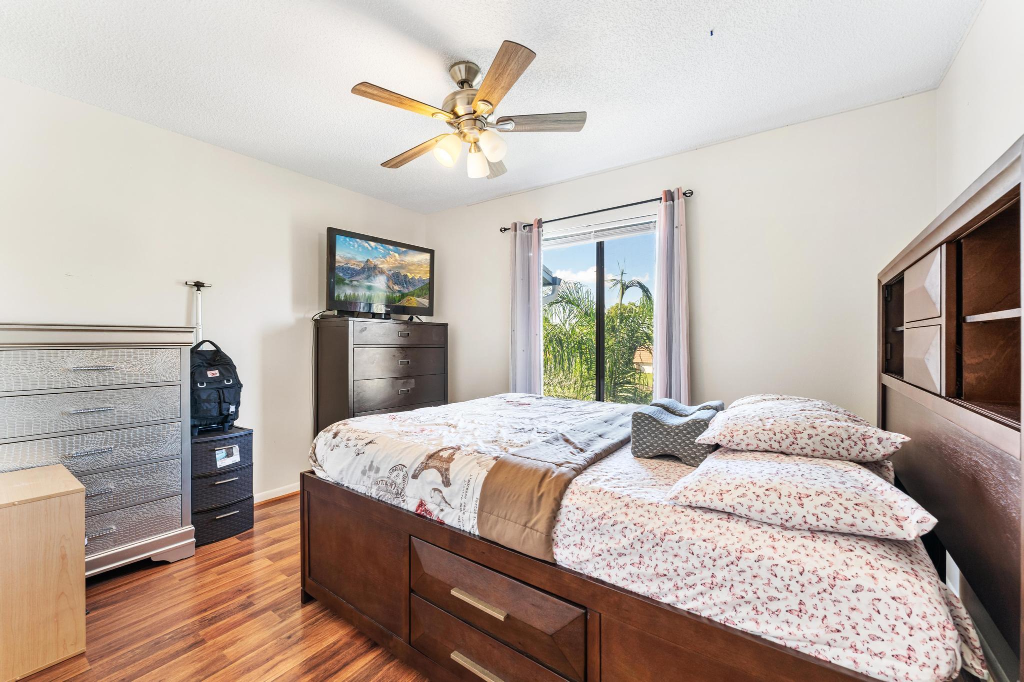 PALM CLUB VILLAGE II CONDO - Residential