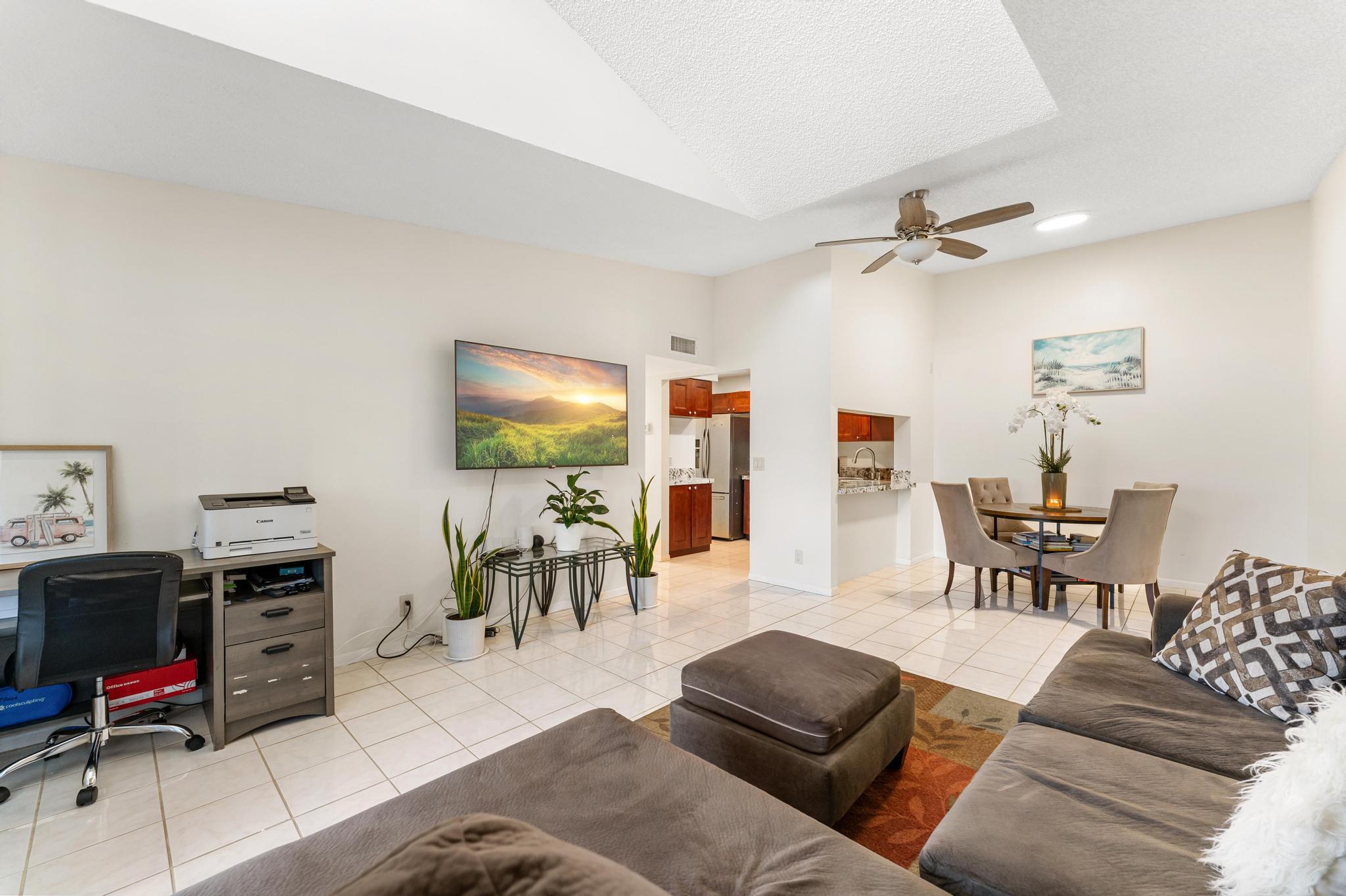 PALM CLUB VILLAGE II CONDO - Residential