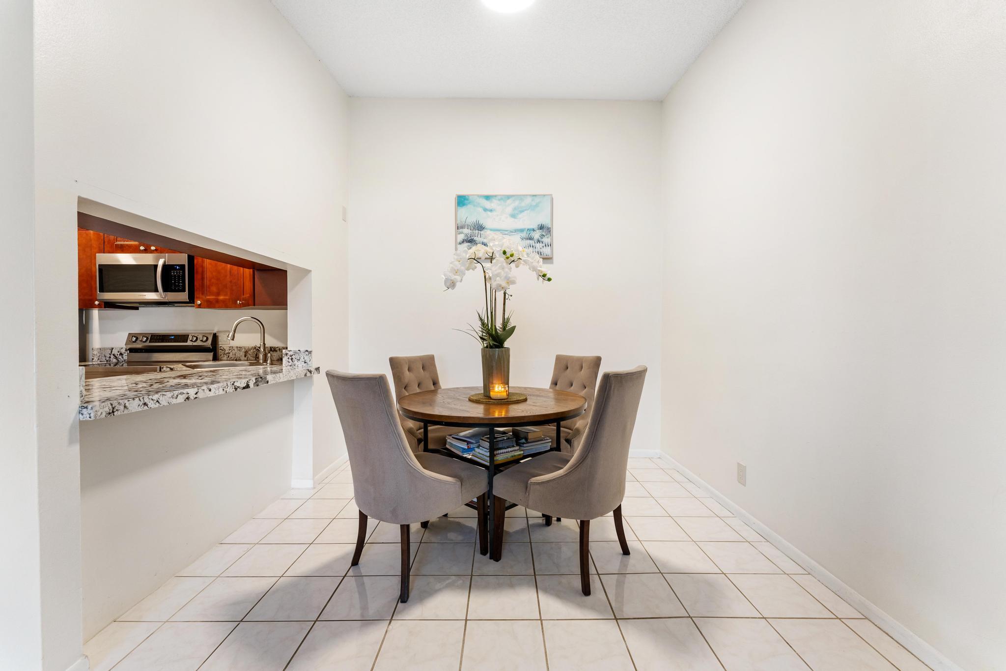 PALM CLUB VILLAGE II CONDO - Residential