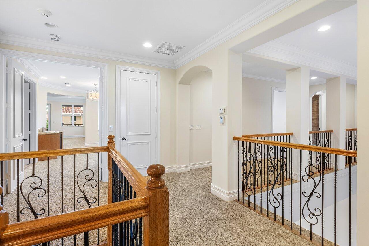 LAKE ROGERS - Residential