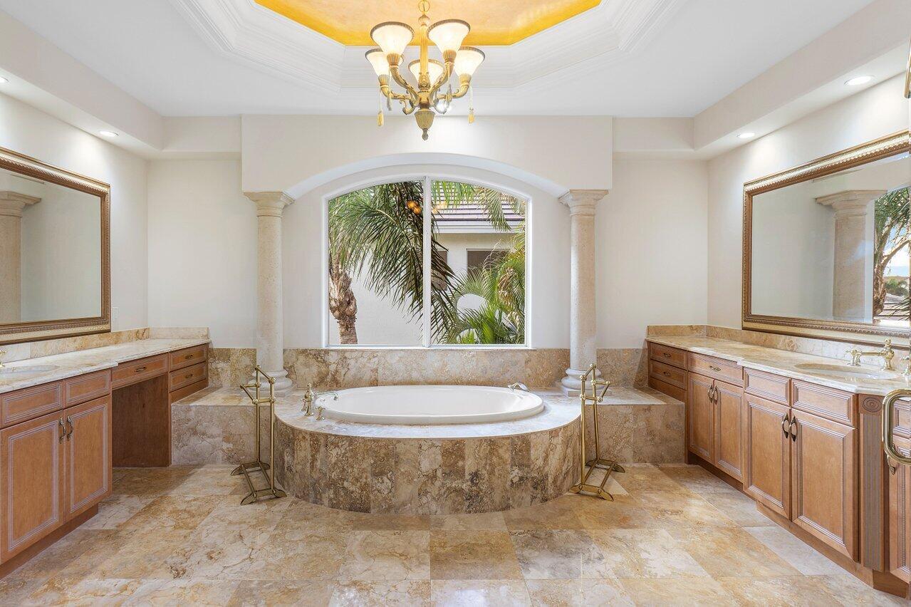 LAKE ROGERS - Residential