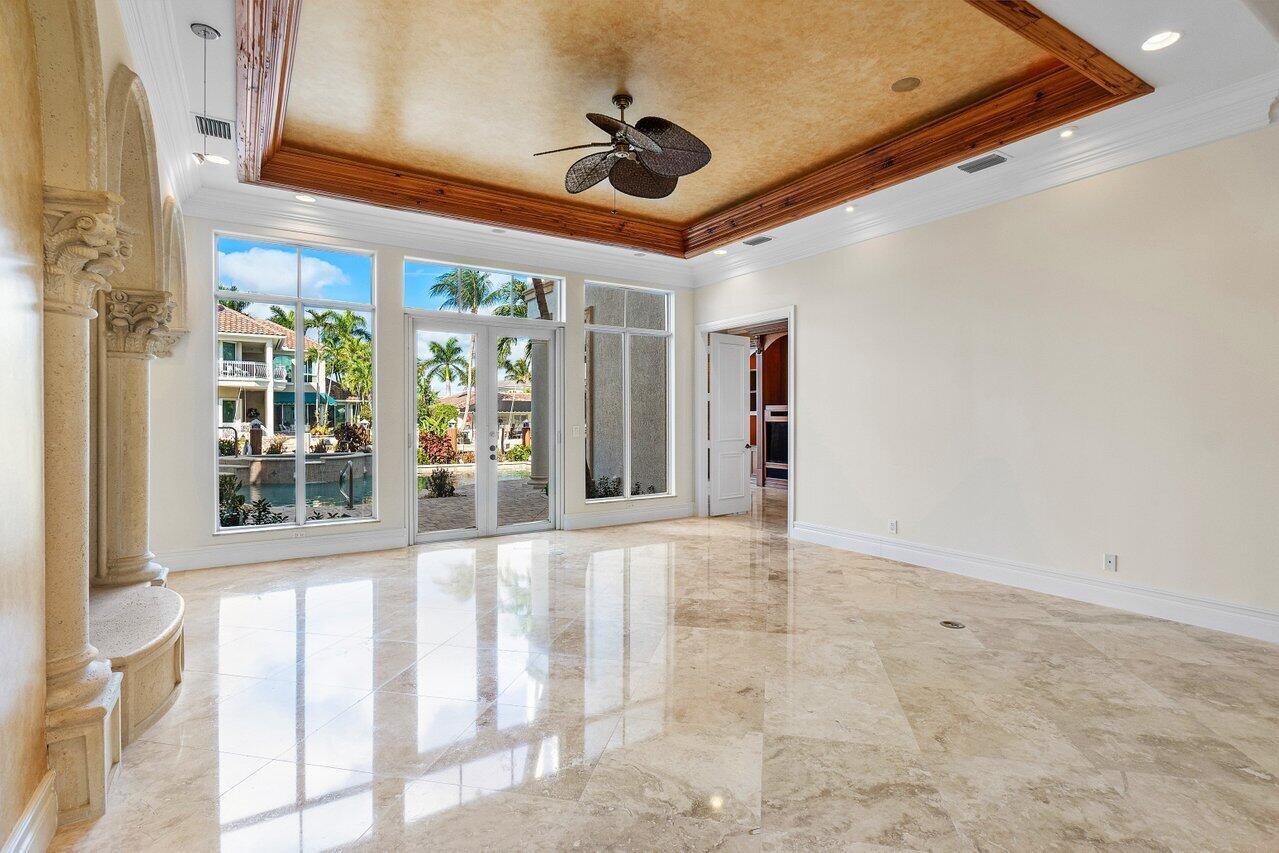 LAKE ROGERS - Residential