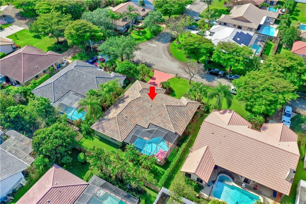 HIDDEN HAMMOCKS/OAKBROOK - Residential