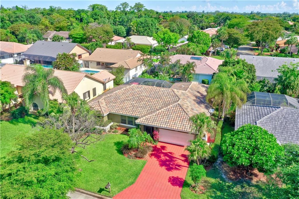 HIDDEN HAMMOCKS/OAKBROOK - Residential