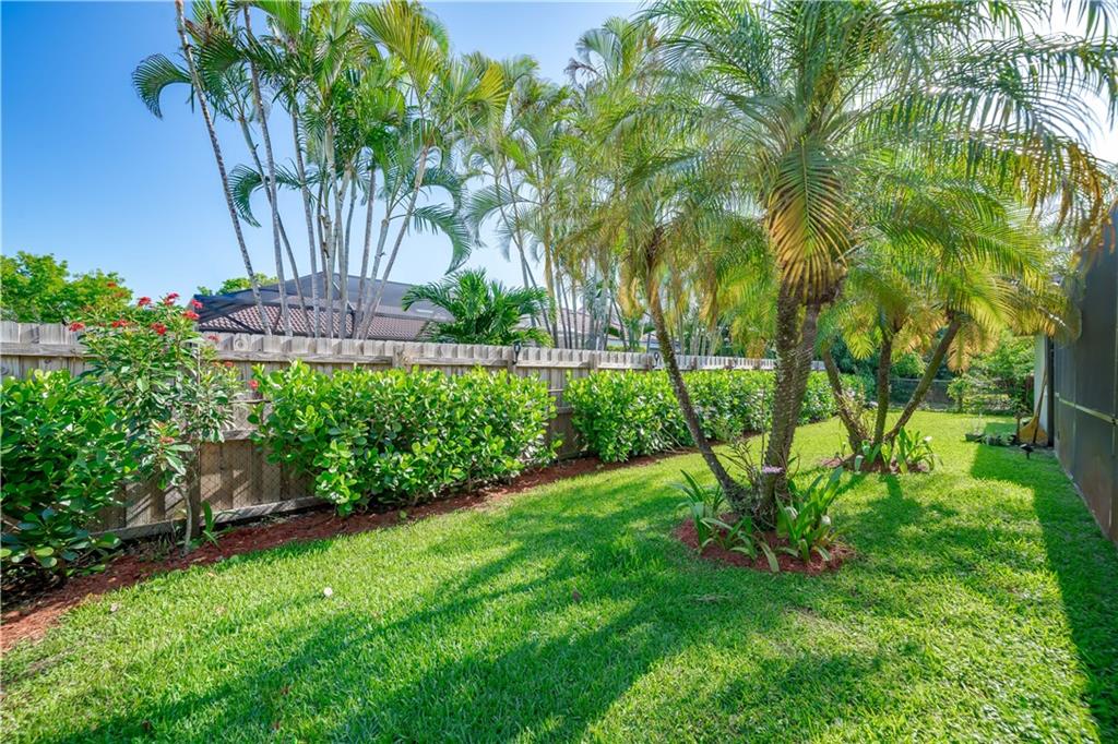 HIDDEN HAMMOCKS/OAKBROOK - Residential