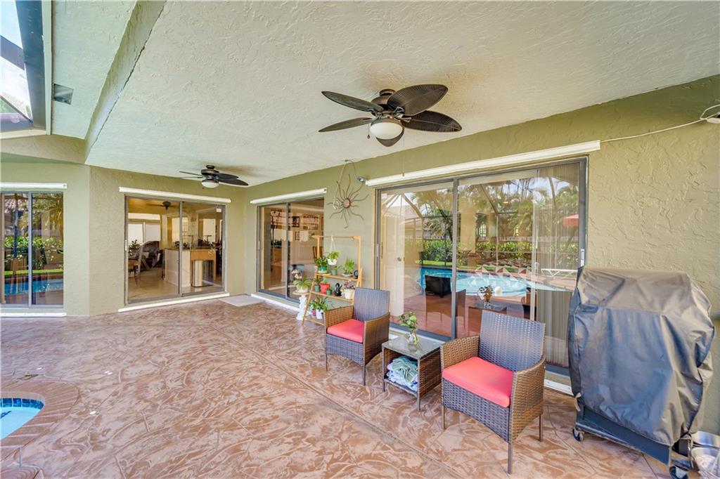 HIDDEN HAMMOCKS/OAKBROOK - Residential
