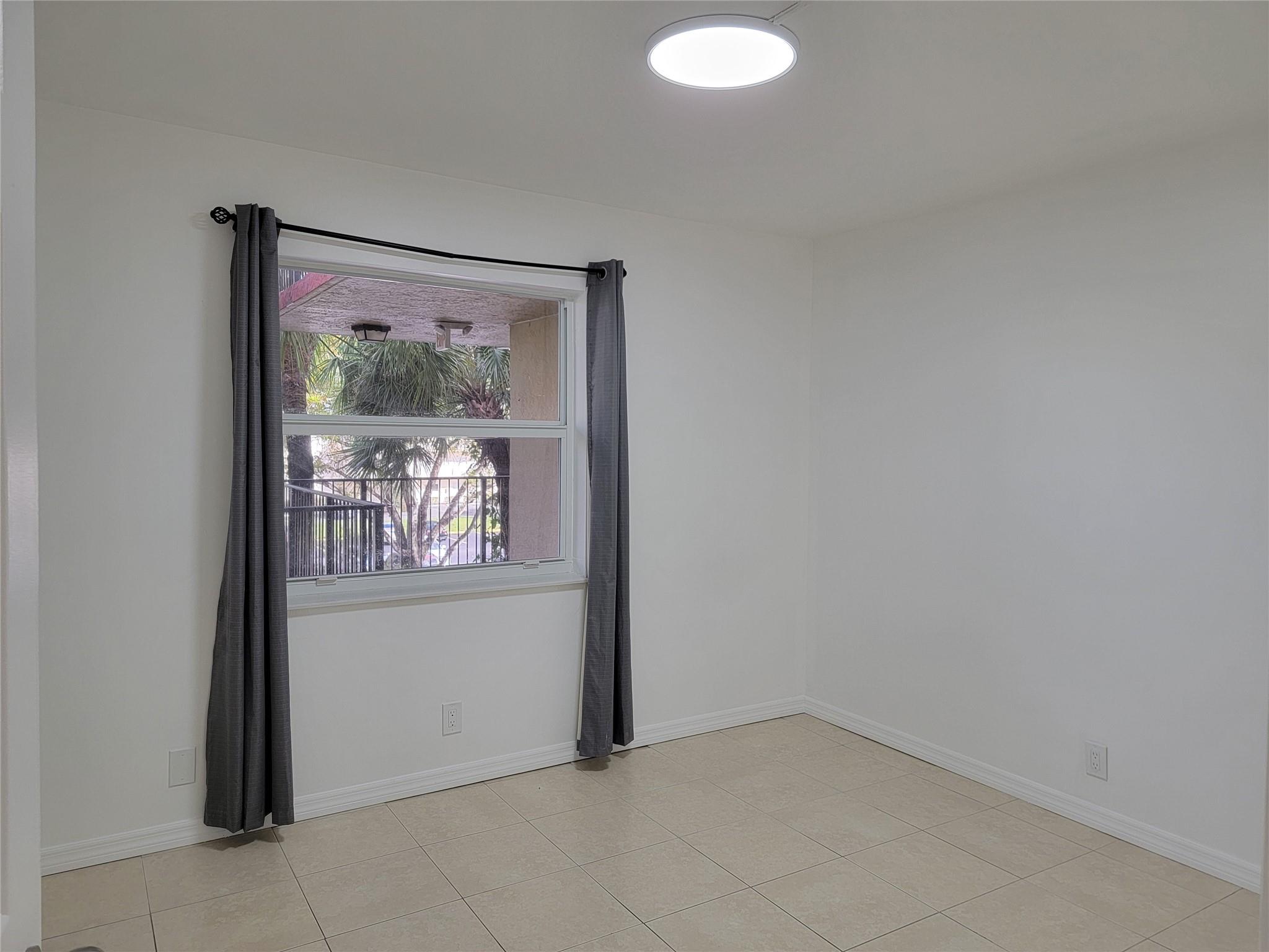 CYPRESS CHASE NORTH NO 1 - Residential Lease