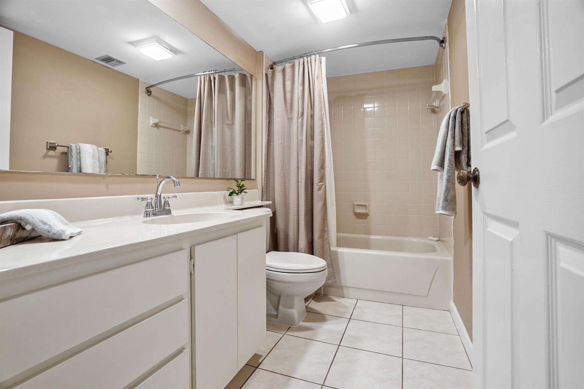 WHITEHALL CONDO AT CAMINO - Residential