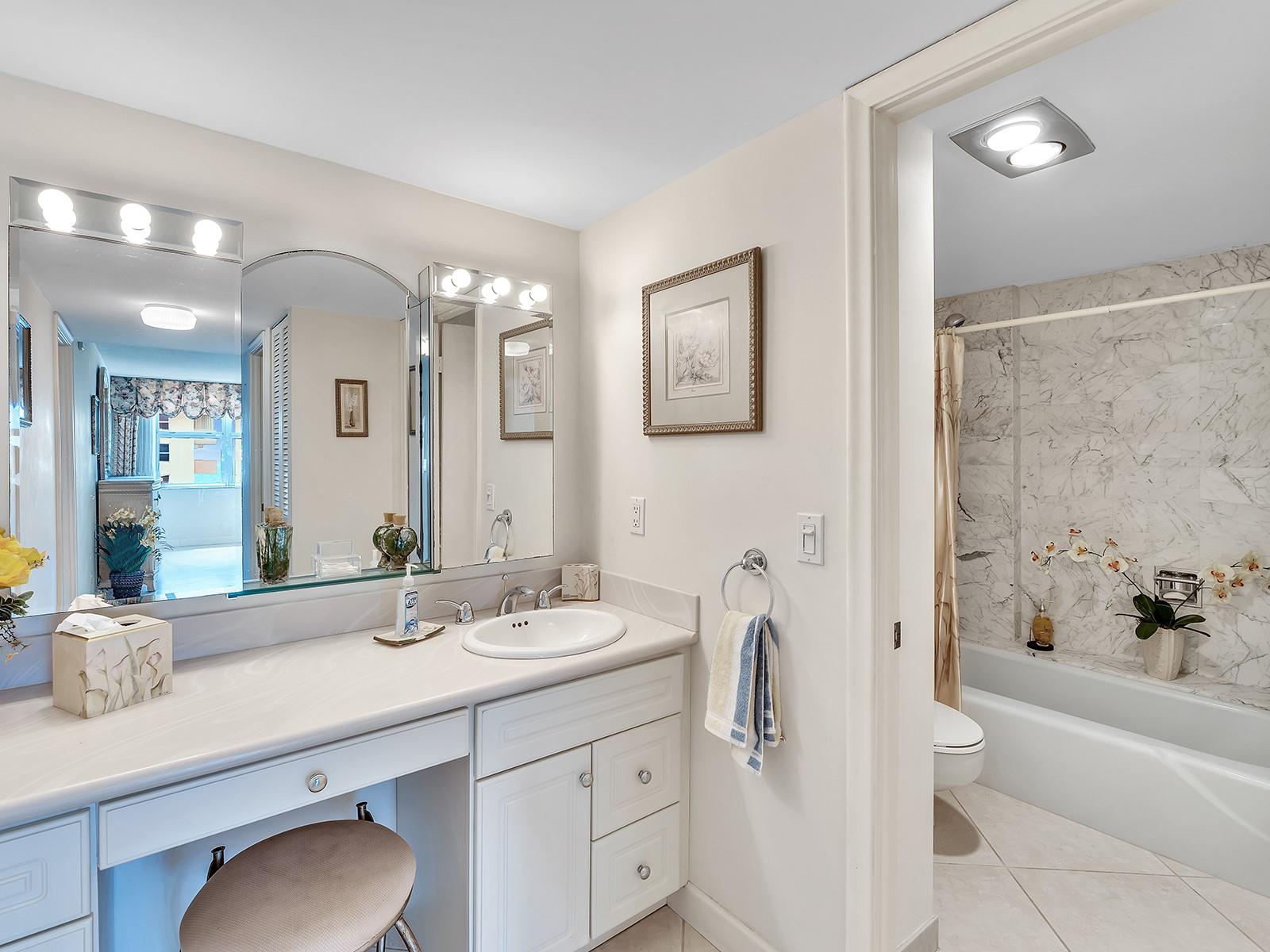 OPAL TOWERS WEST CONDO - Residential Lease