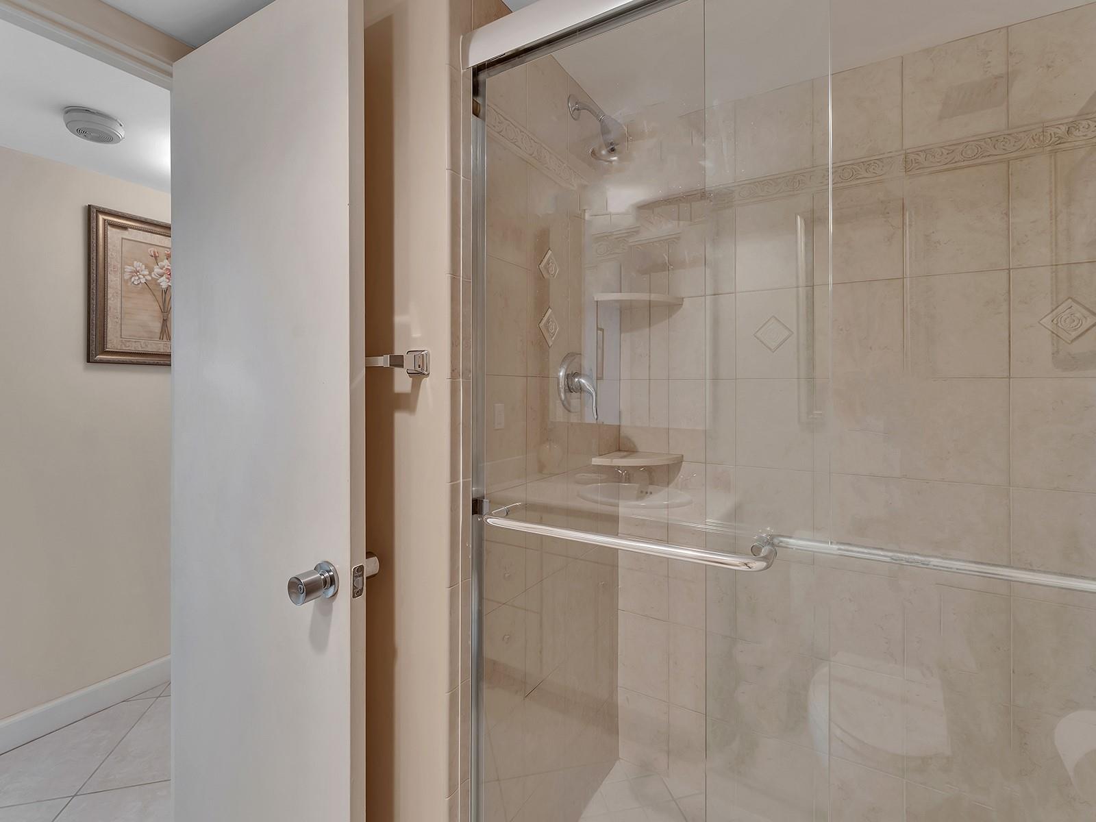 OPAL TOWERS WEST CONDO - Residential Lease