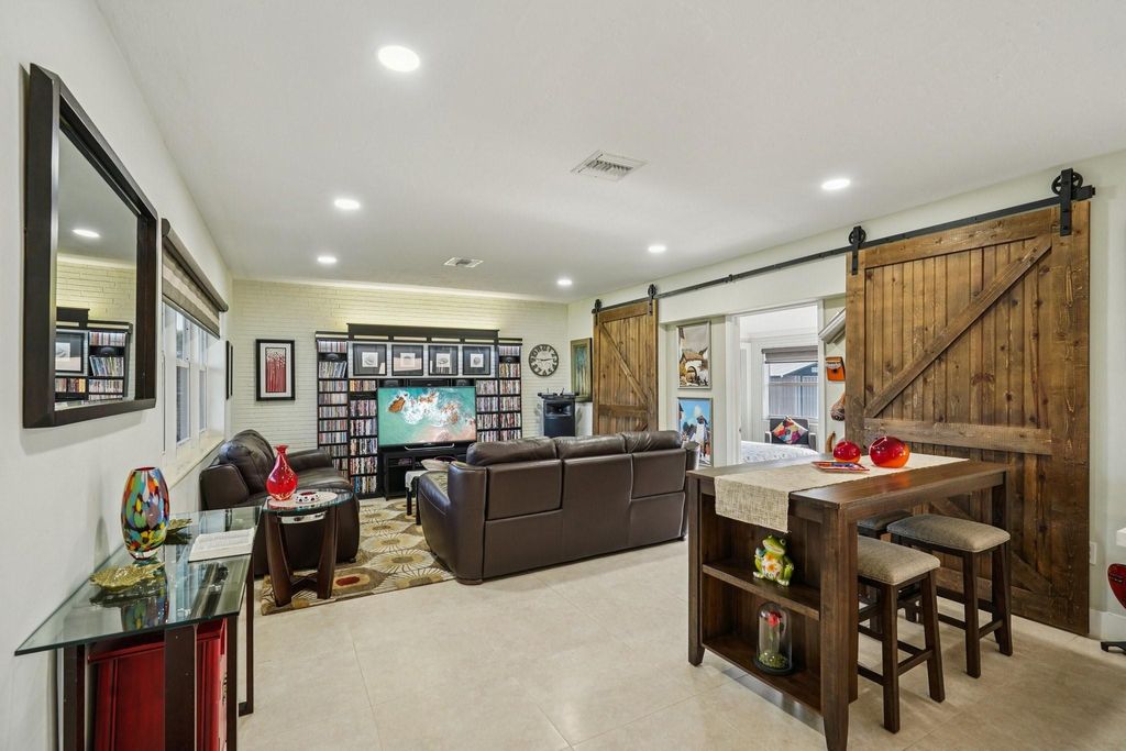 Photo of 201 N 66th Ter, Hollywood, FL 33024 (MLS # F10515676)