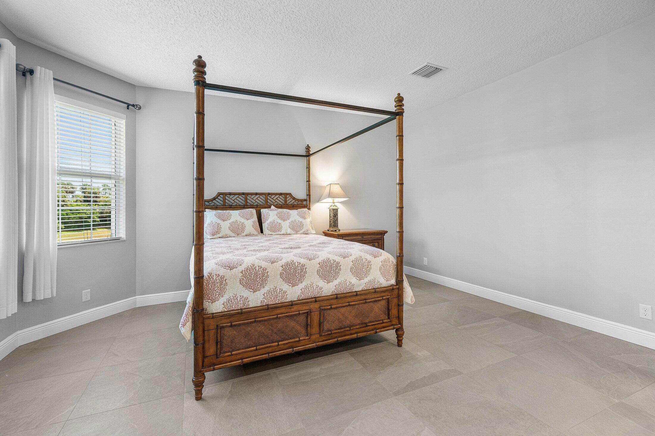 Jupiter Country Club - Residential