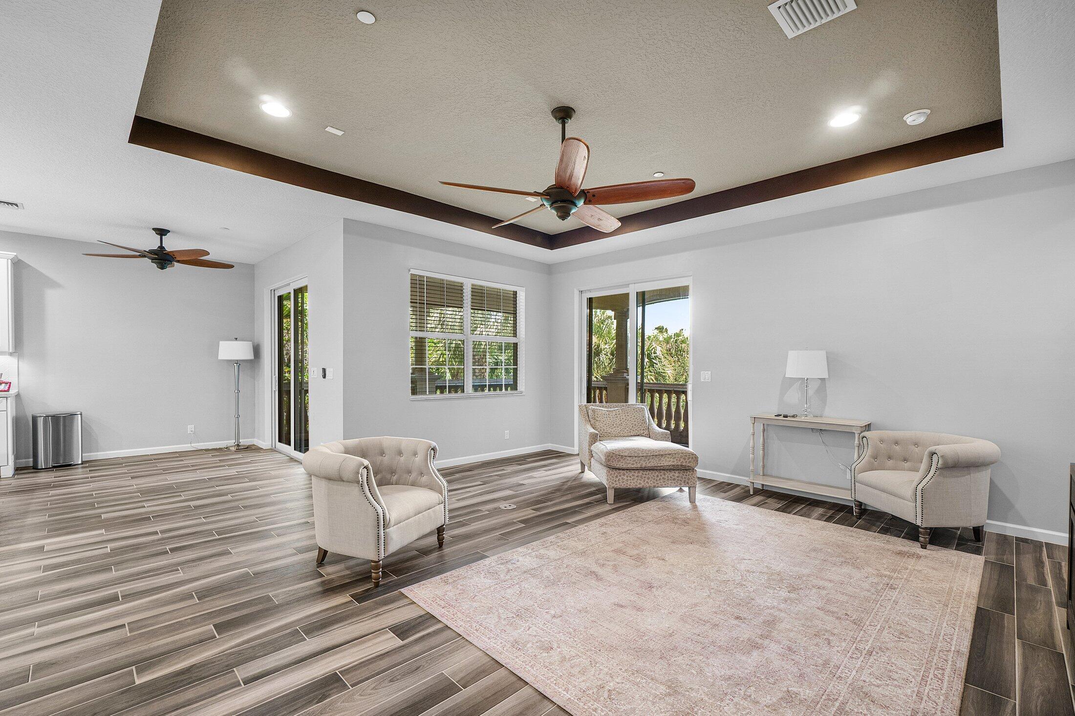 Jupiter Country Club - Residential