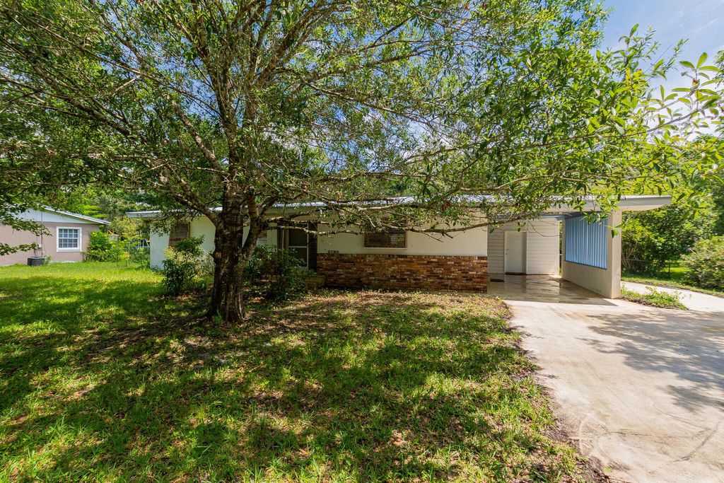 Photo of 2790 Rainbow Drive, Fort Pierce, FL 34981 (MLS # R10900783)