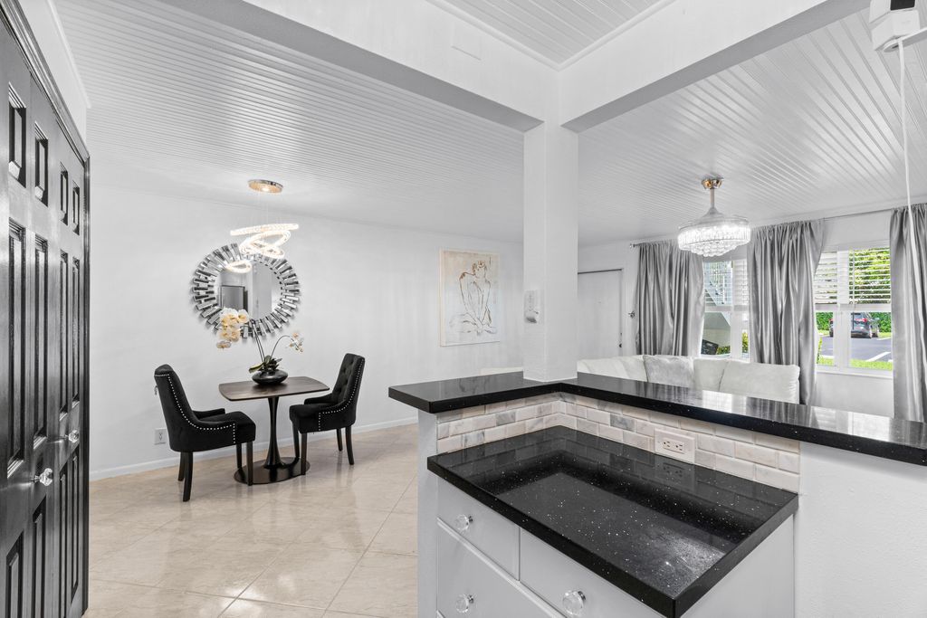 Photo of 340 Horizons W #102, Boynton Beach, FL 33435 (MLS # R11162938)