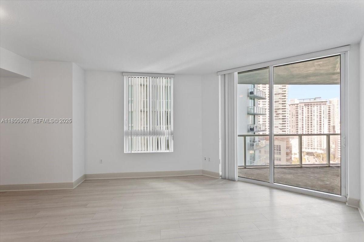 1900 N Bayshore Drive 1810