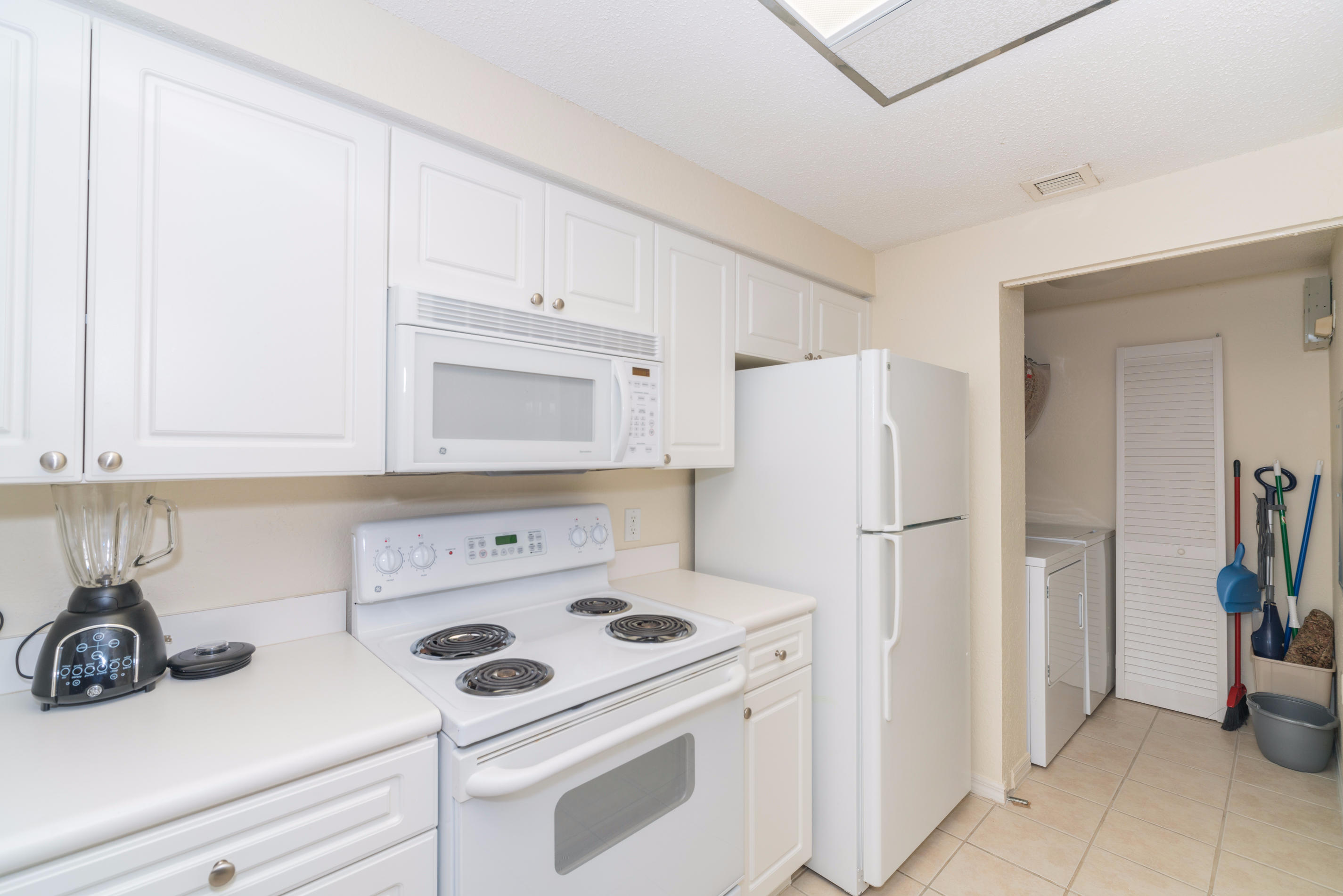 SAN MATERA THE GARDENS CONDO - Residential Lease