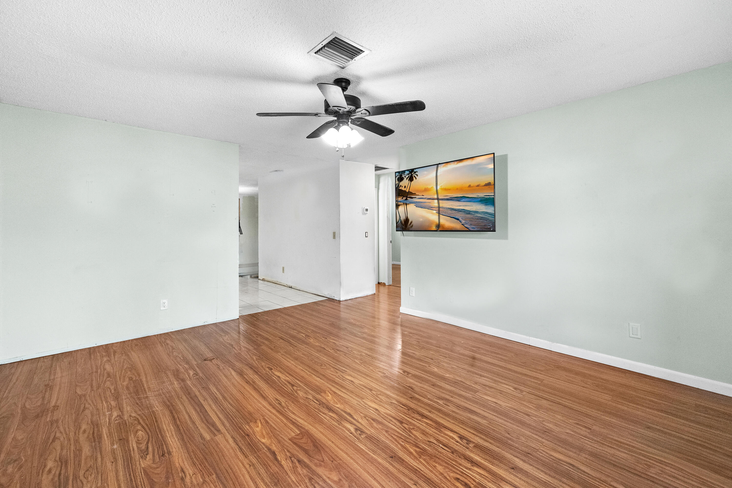 FISHERMAN'S COVE - Residential