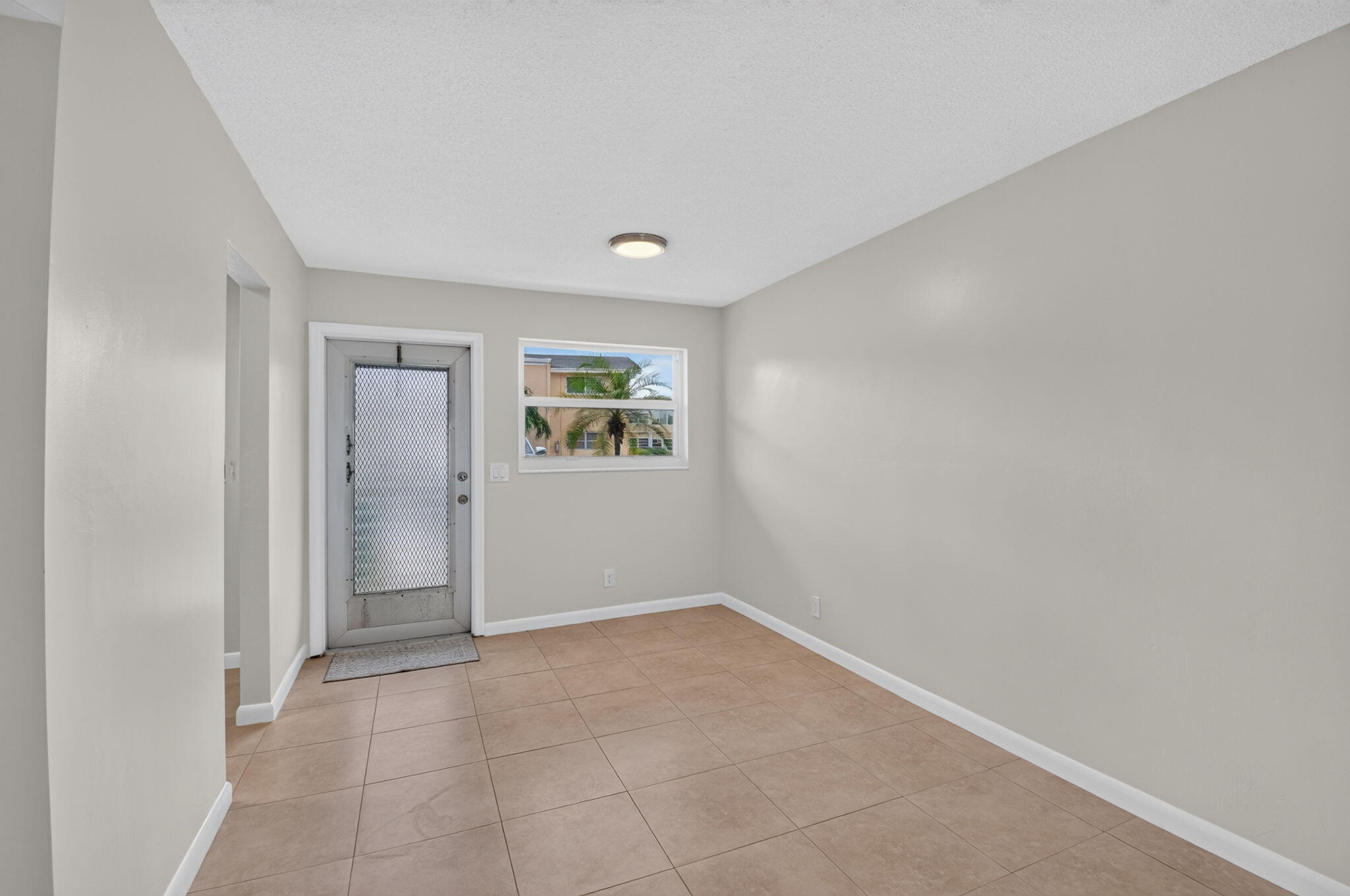 2192 NE 1st Way 104