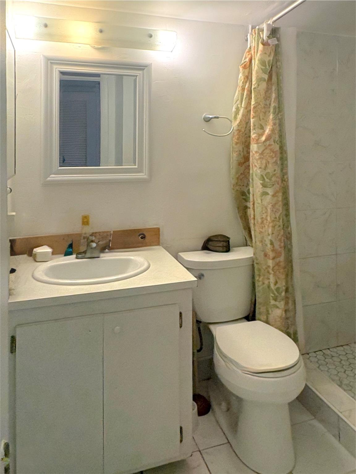 Coral Point 31-27 B - Residential Income