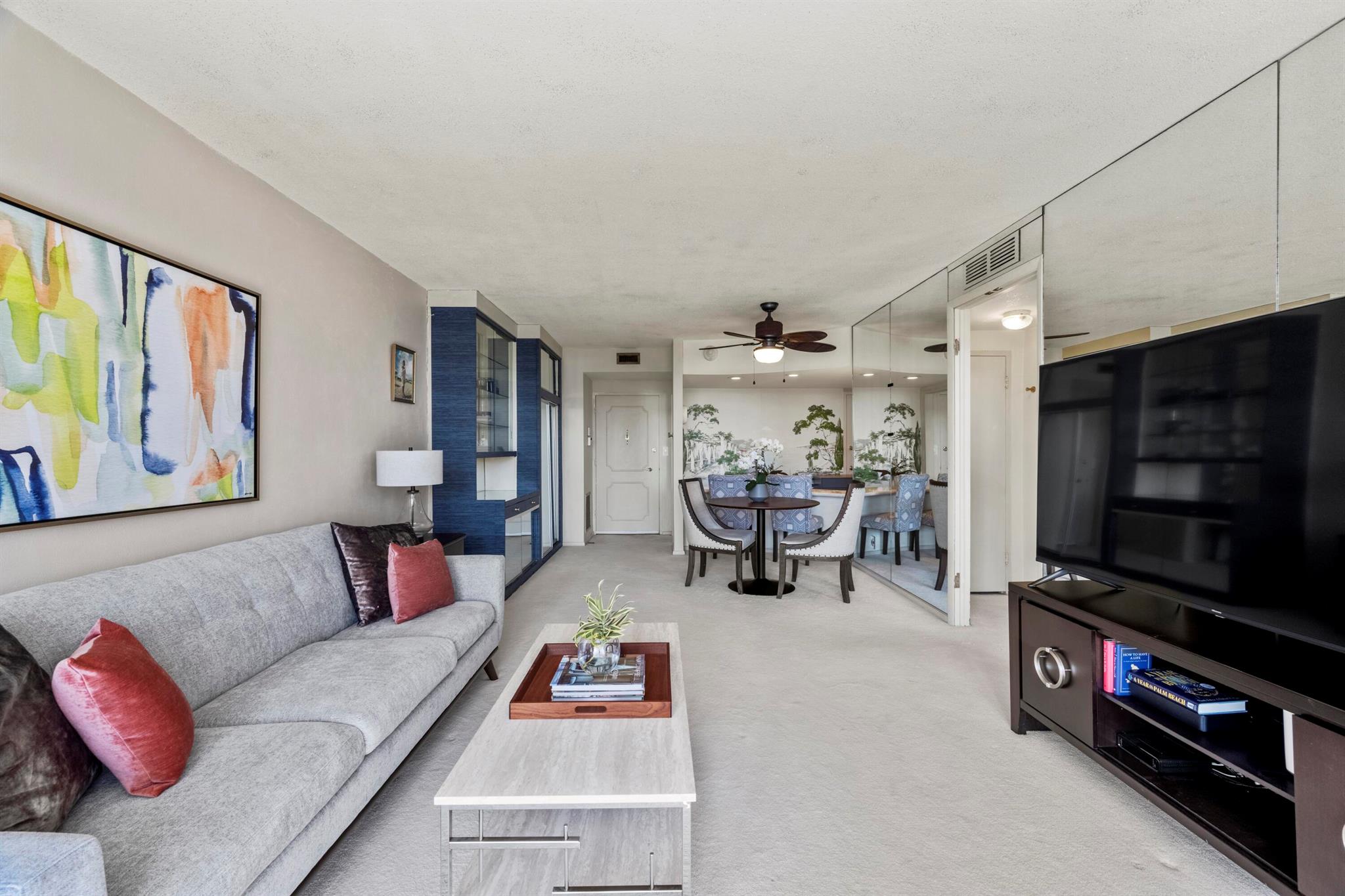 ROYAL SAXON INC - Residential Lease