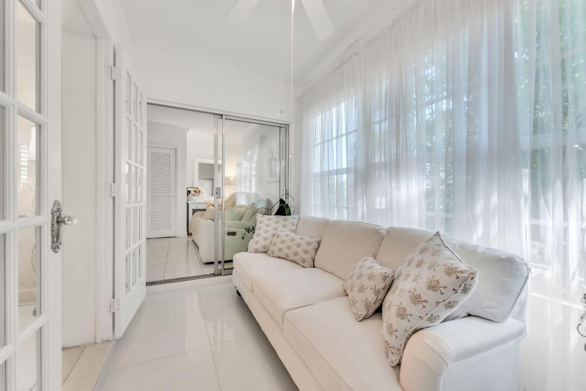 VENETIAN PARK GARDENS CONDO - Residential