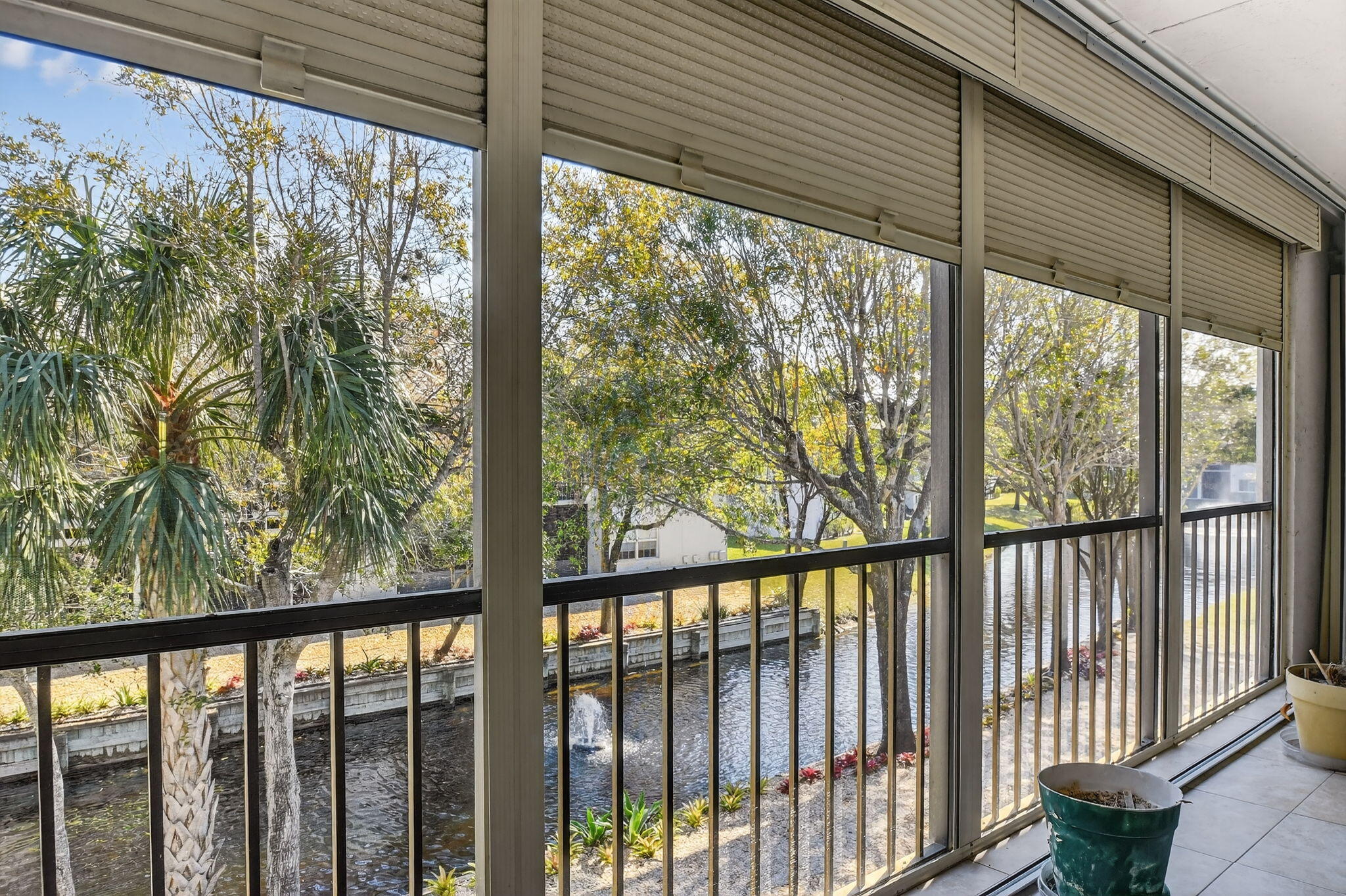 BRIARWOOD AT INDIAN SPRINGS CONDO - Residential