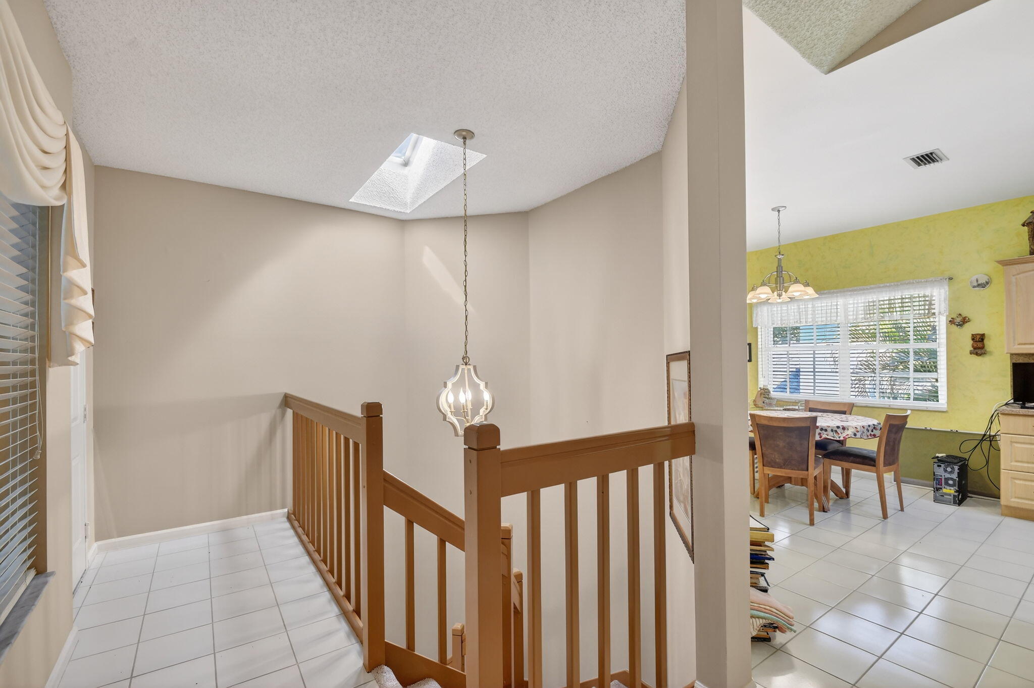 BRIARWOOD AT INDIAN SPRINGS CONDO - Residential