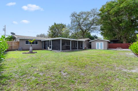 Tiny photo for 5581 SW 13th Street, Plantation, FL 33317 (MLS # B26000829)