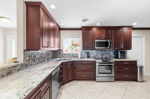 Tiny photo for 5581 SW 13th Street, Plantation, FL 33317 (MLS # B26000829)