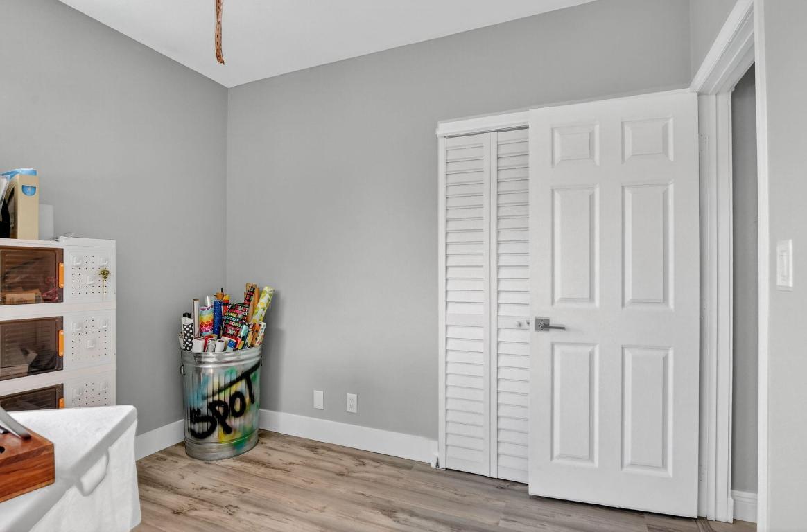 THE COVE - Residential