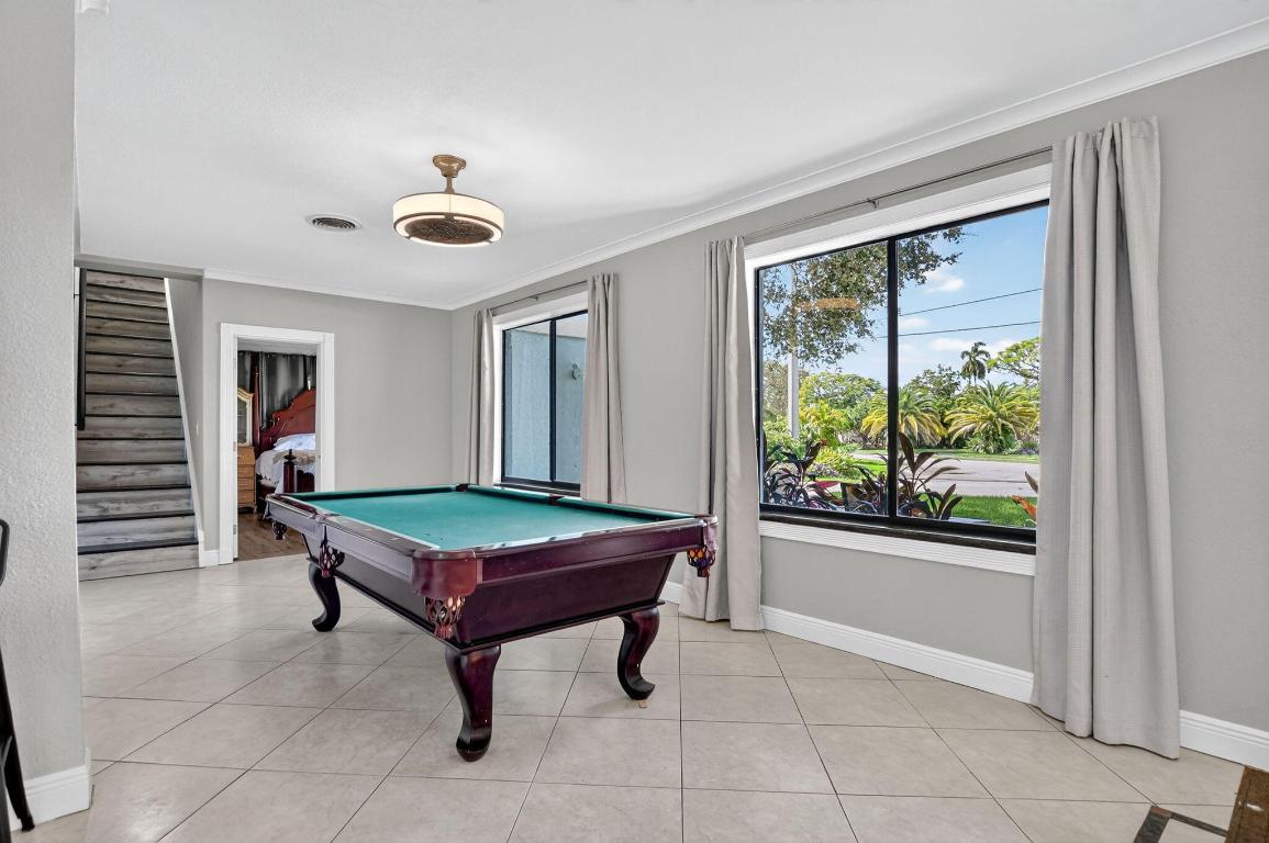 THE COVE - Residential