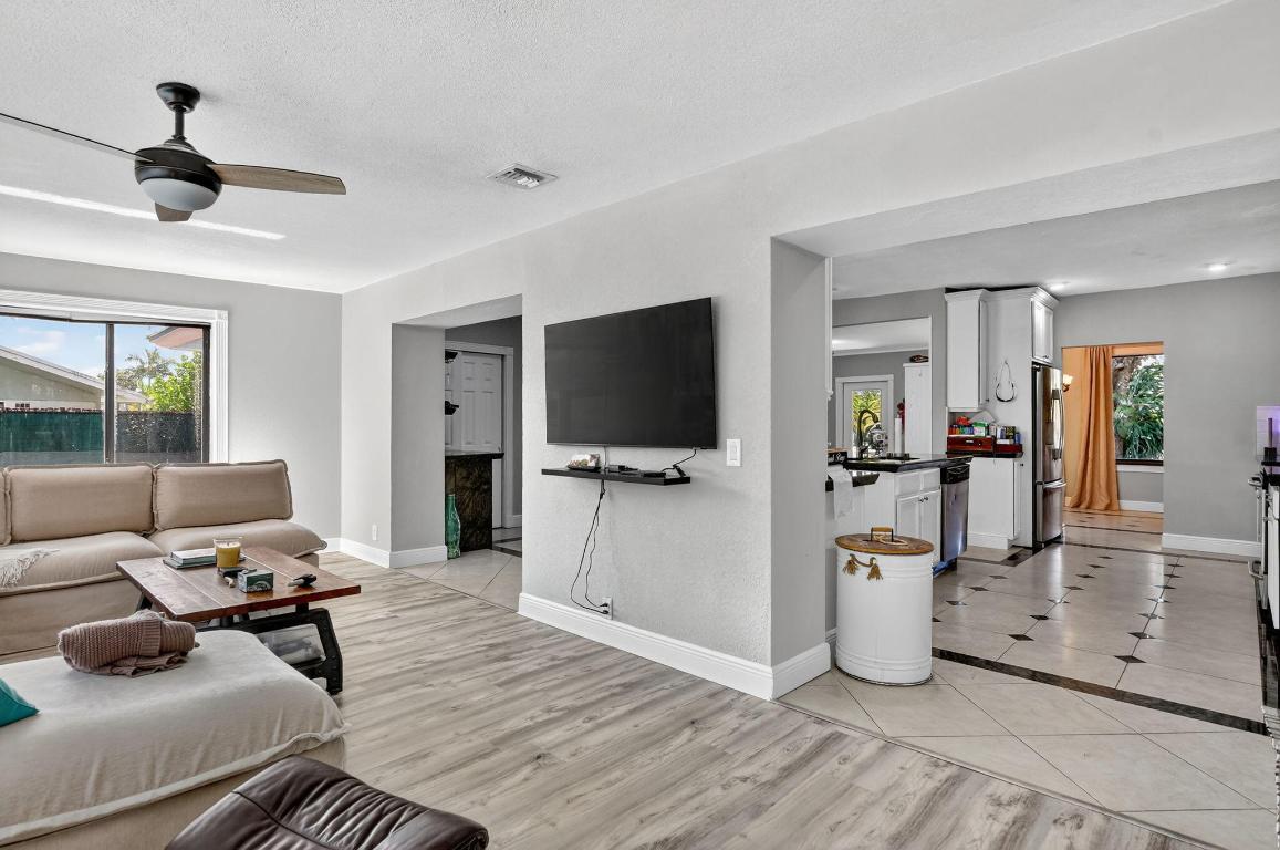 THE COVE - Residential