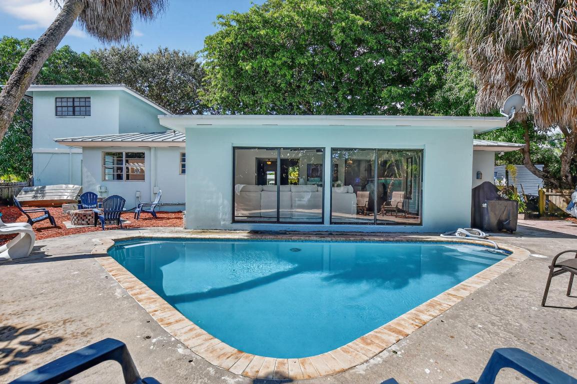 THE COVE - Residential