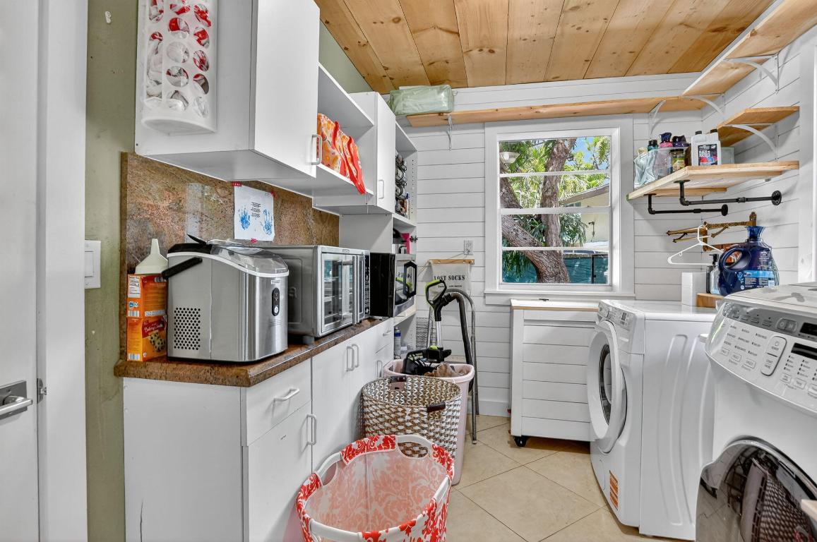 THE COVE - Residential