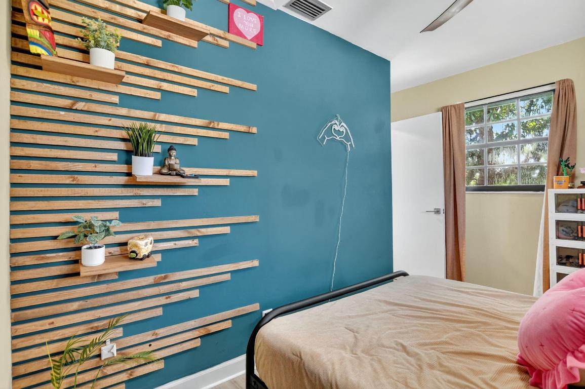 THE COVE - Residential