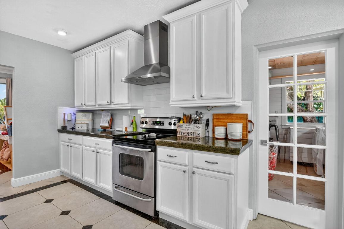 THE COVE - Residential