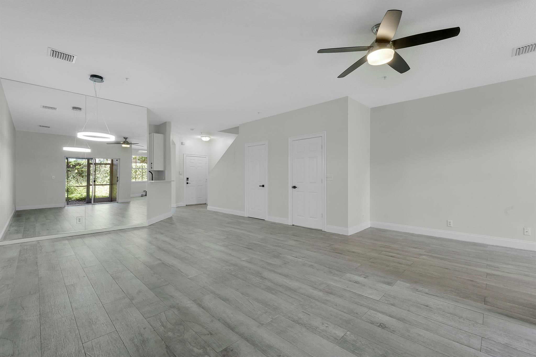 TEQUESTA TRACE CONDOMINIU - Residential Lease