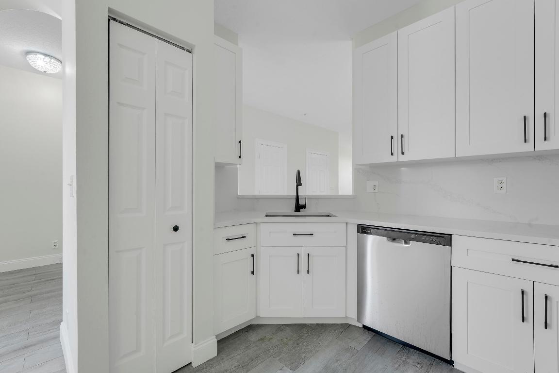 View photos, virtual tours, details... 108 Lighthouse Circle E