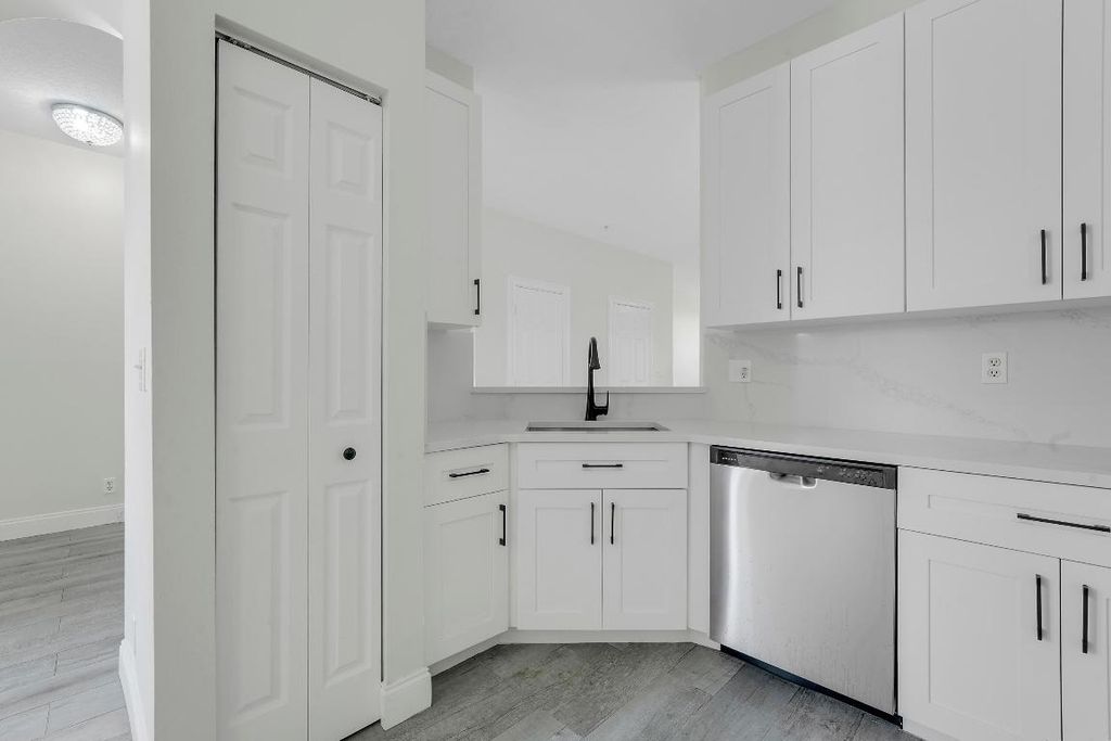 Photo of 108 Lighthouse Circle #E, Tequesta, FL 33469 (MLS # R11145097)