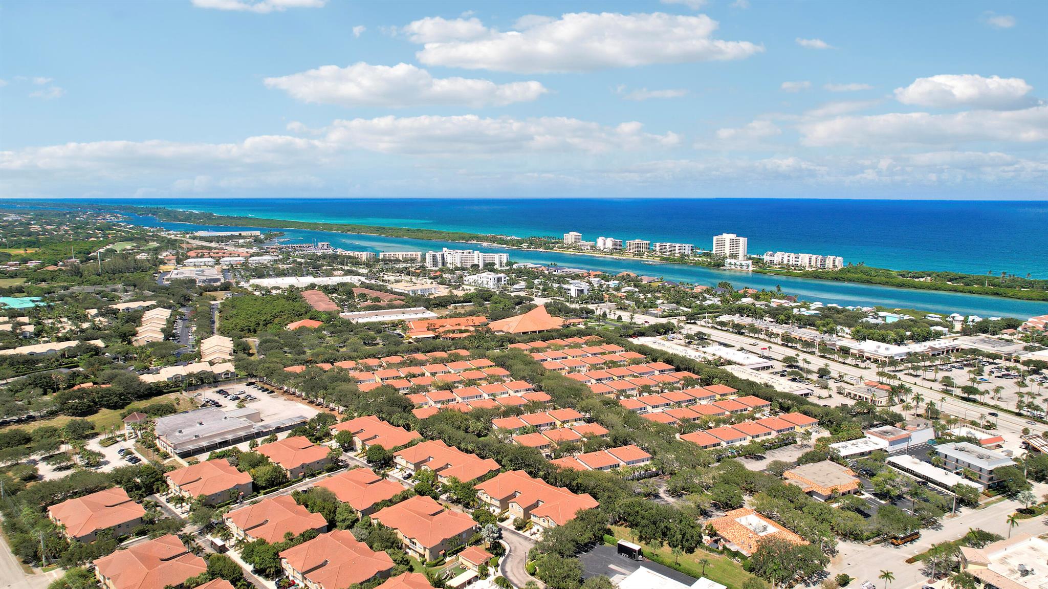 TEQUESTA TRACE CONDOMINIU - Residential Lease