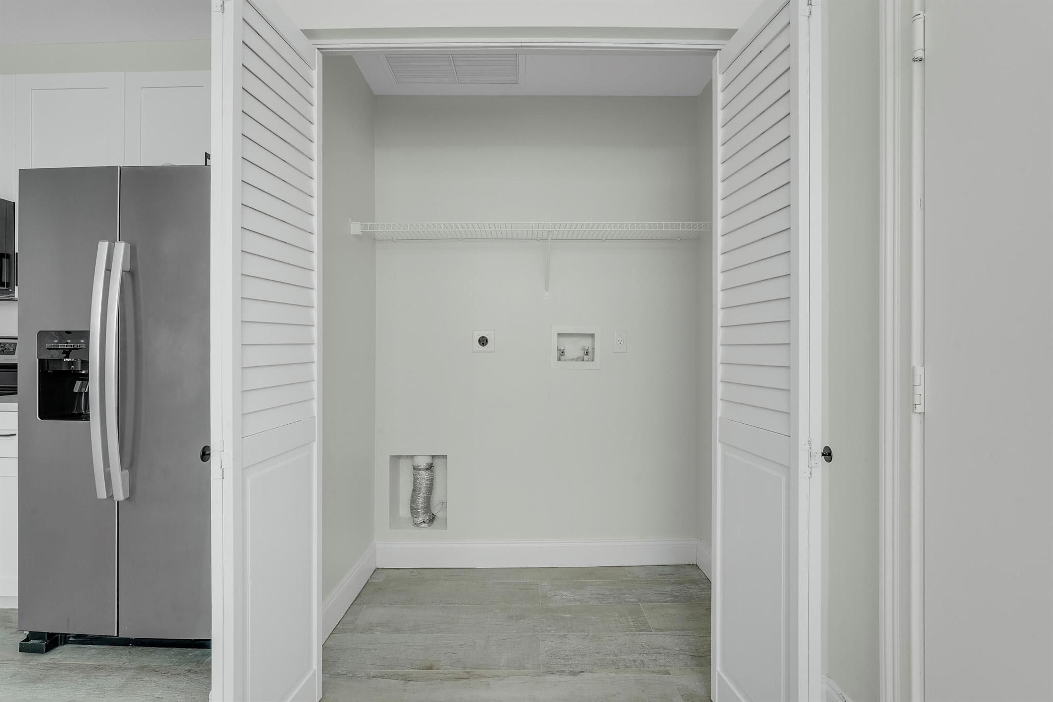 TEQUESTA TRACE CONDOMINIU - Residential Lease