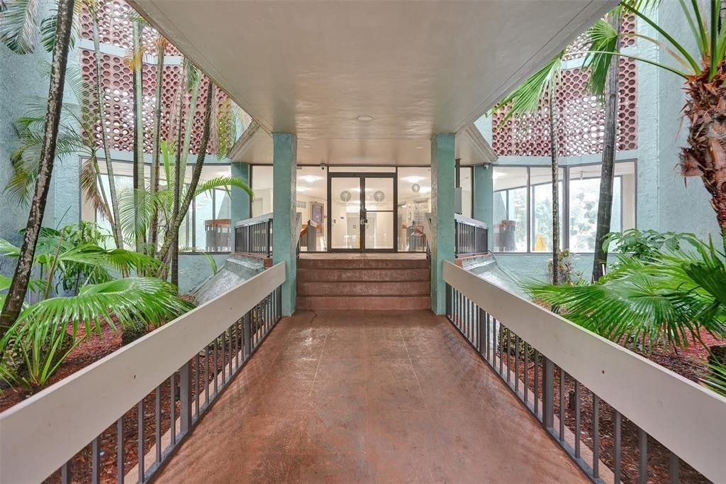 INVERRARY GARDENS CONDO I - Residential