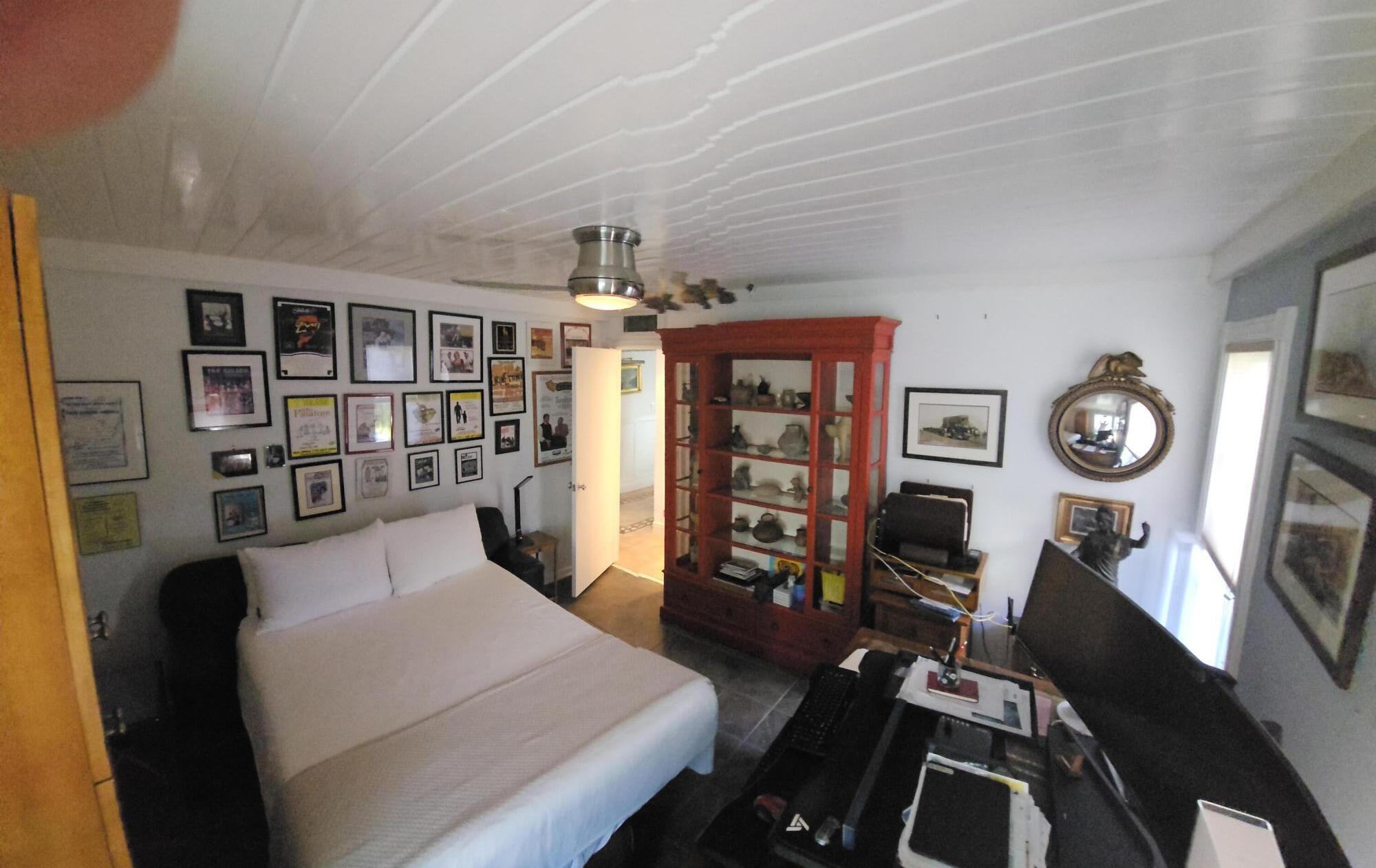 SOUTH PASSAGE - Residential