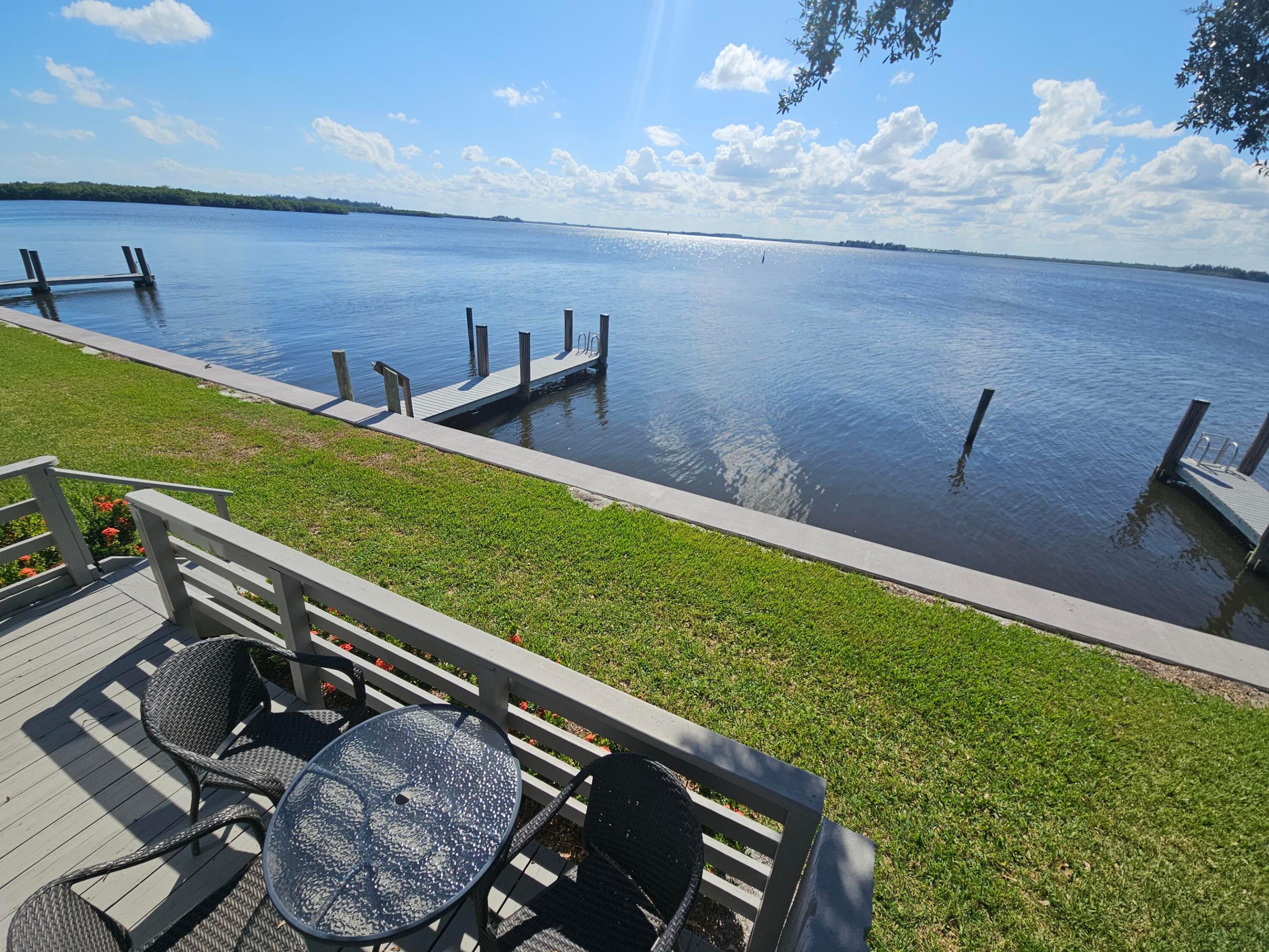 SOUTH PASSAGE - Residential