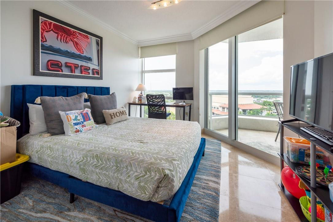 ESPLANADE - Residential
