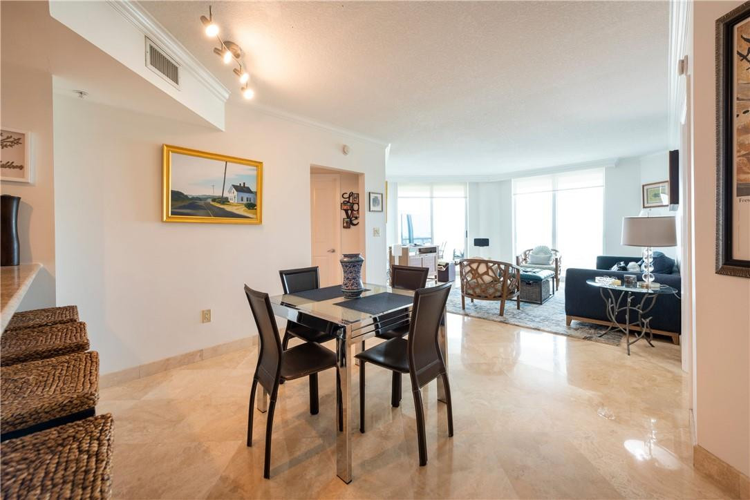 ESPLANADE - Residential
