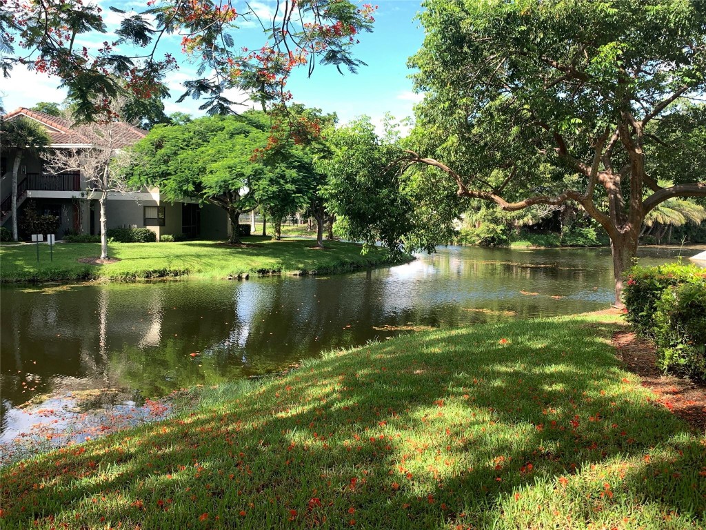 CENTERPOINTE - Residential