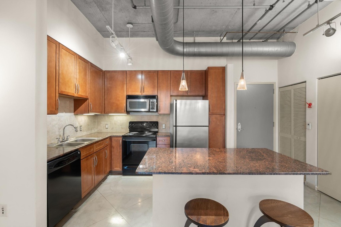 Cite on the Bay - Residential